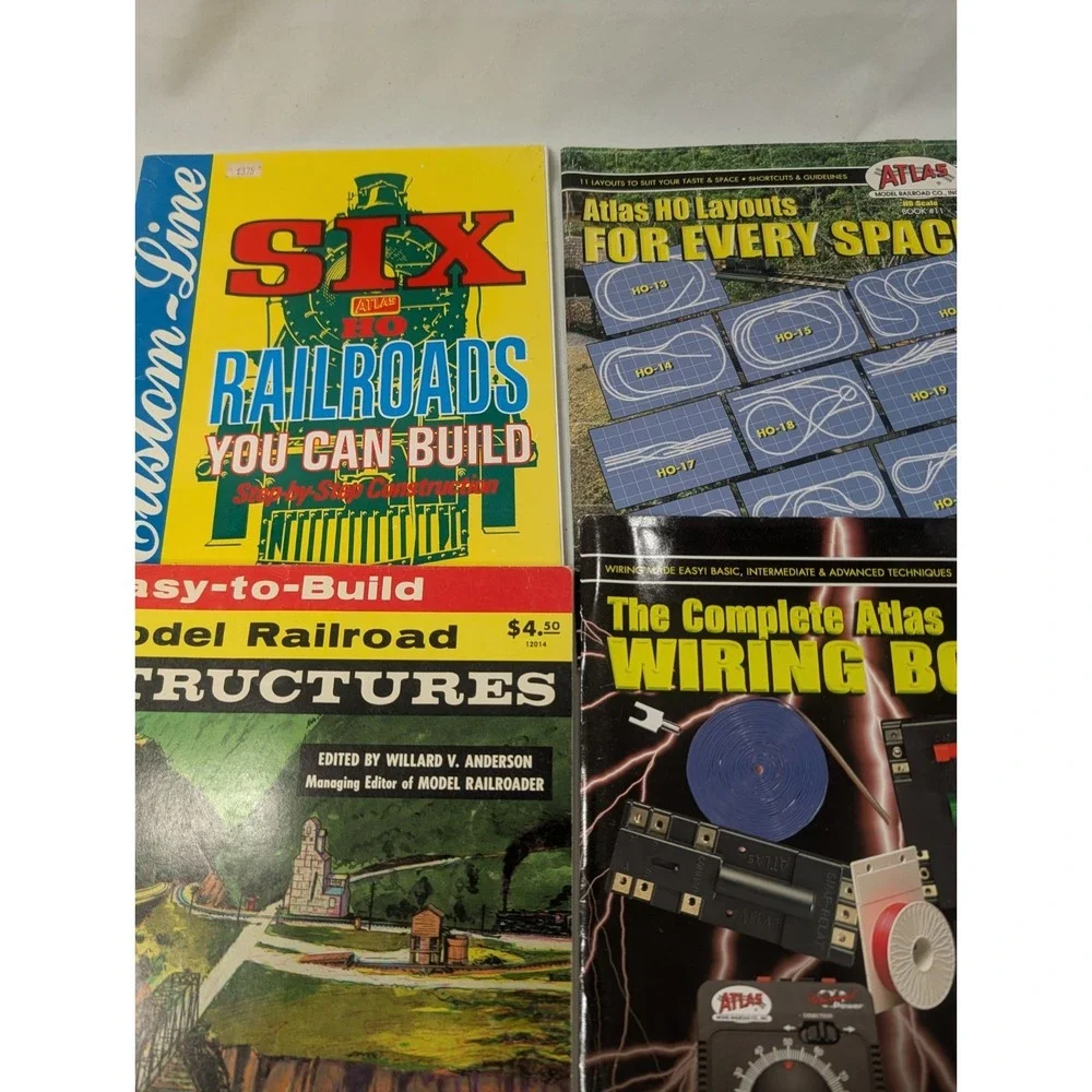 AMERICAN FLYER,LIONEL ATLAS AND MORE‎ PAPERBACK TRAIN BOOKS 12 Total